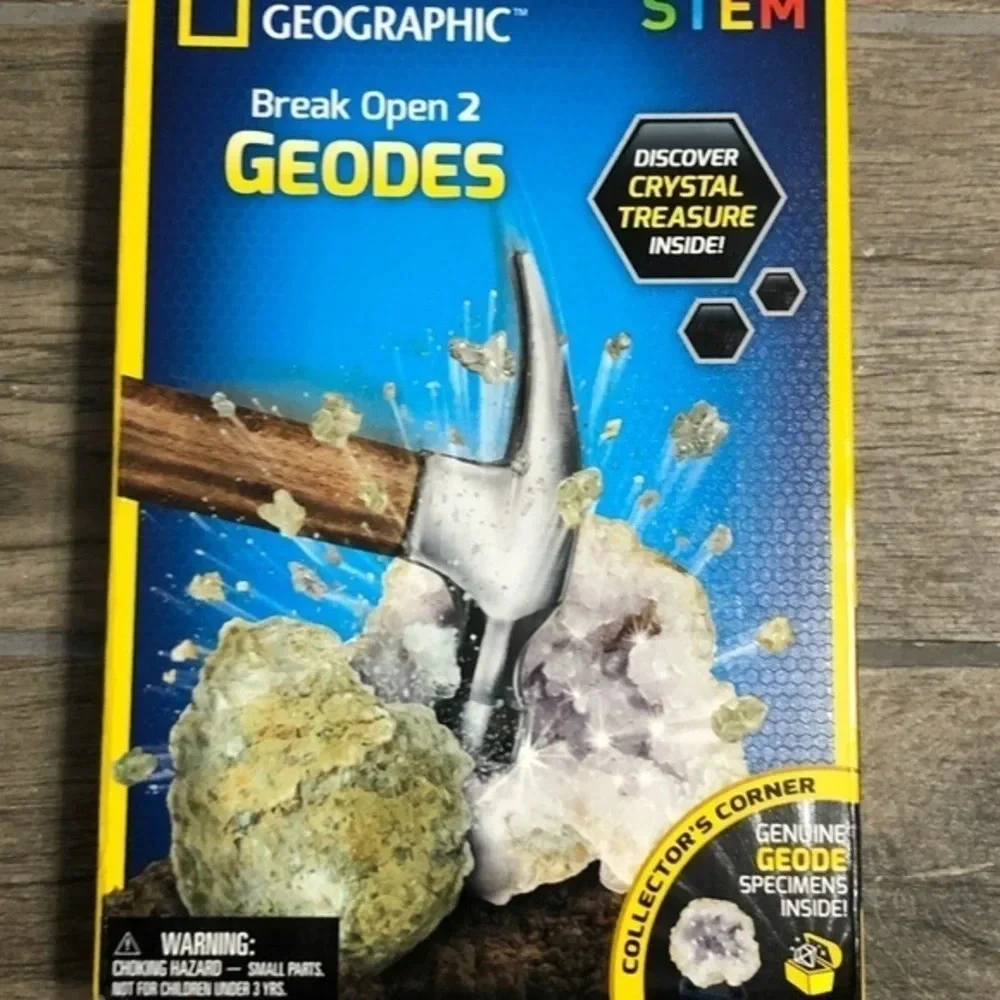 National Geographic break open 2 geodes